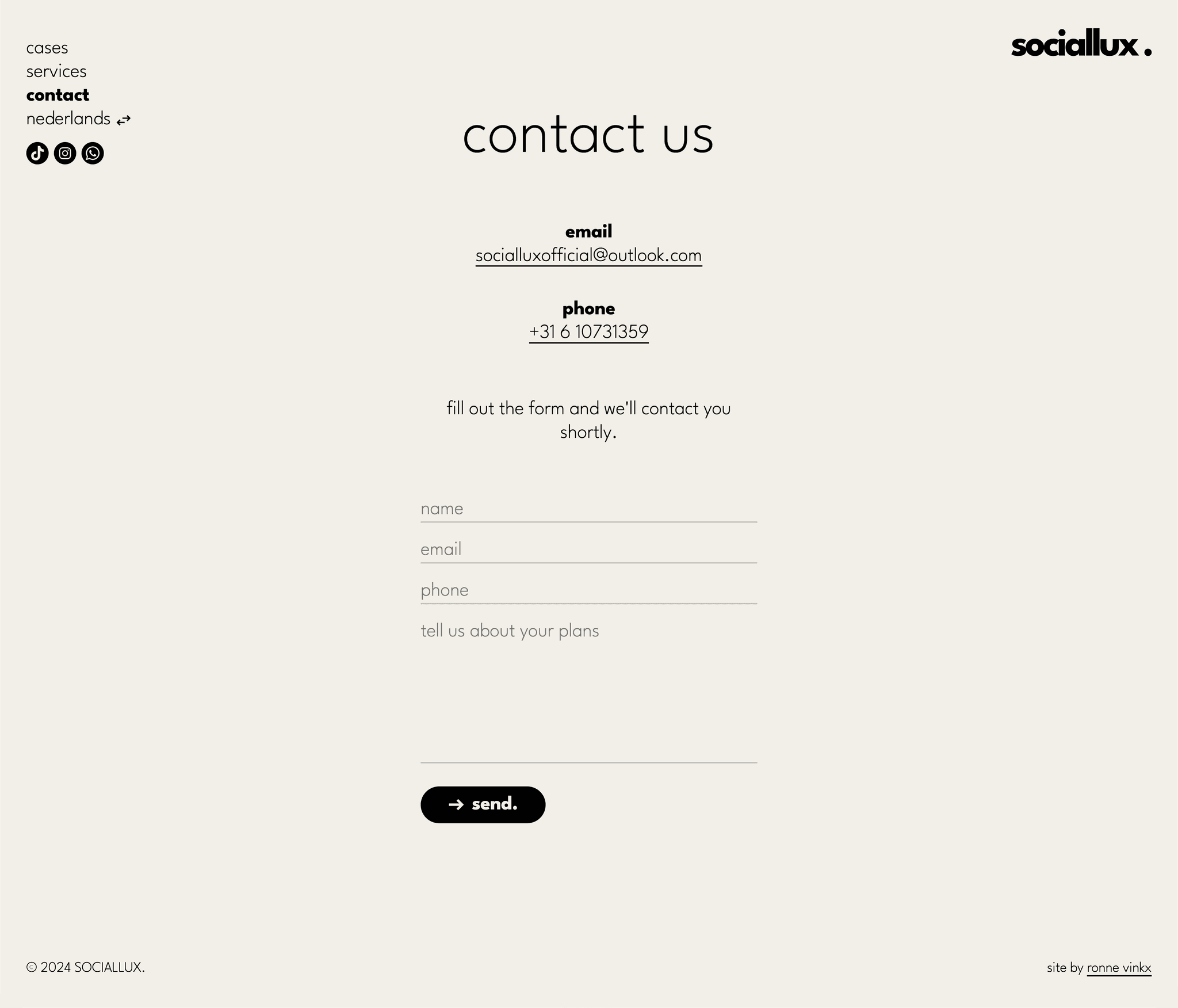 SOCIALLUX. - Contact page